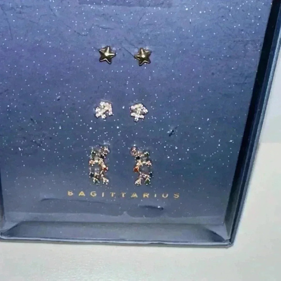 Women's Aeropostale Sagittarius Earring Set, Multicolored set of 3 NEW! Gold - Picture 2 of 9